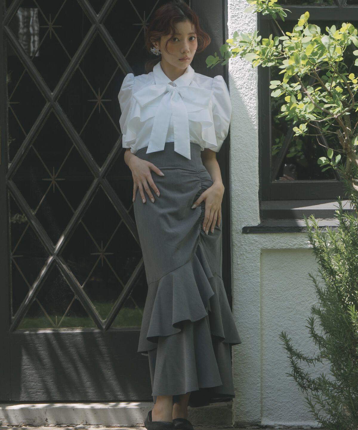 アンドクチュール「ビジューボタンフリルブラウス」|シャツ・ブラウス|