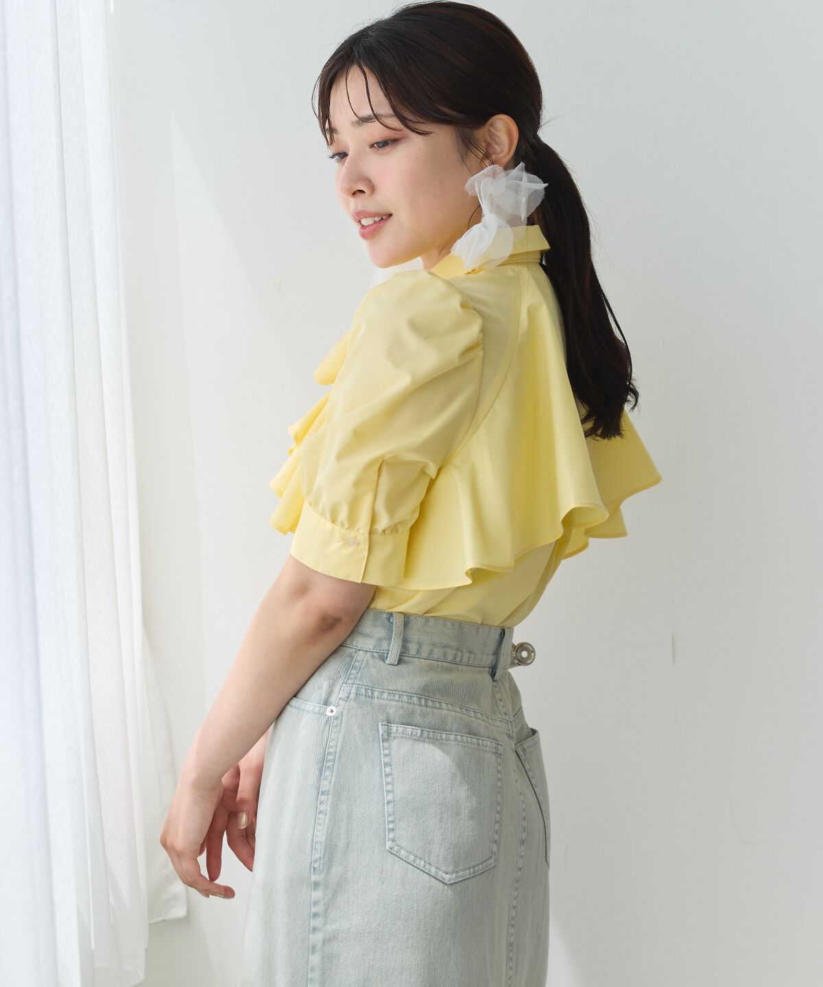 アンドクチュール「ビジューボタンフリルブラウス」|シャツ・ブラウス|