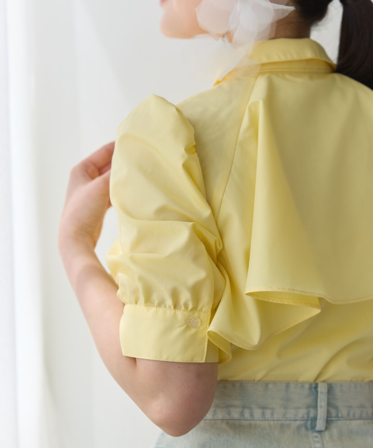 アンドクチュール「ビジューボタンフリルブラウス」|シャツ・ブラウス|