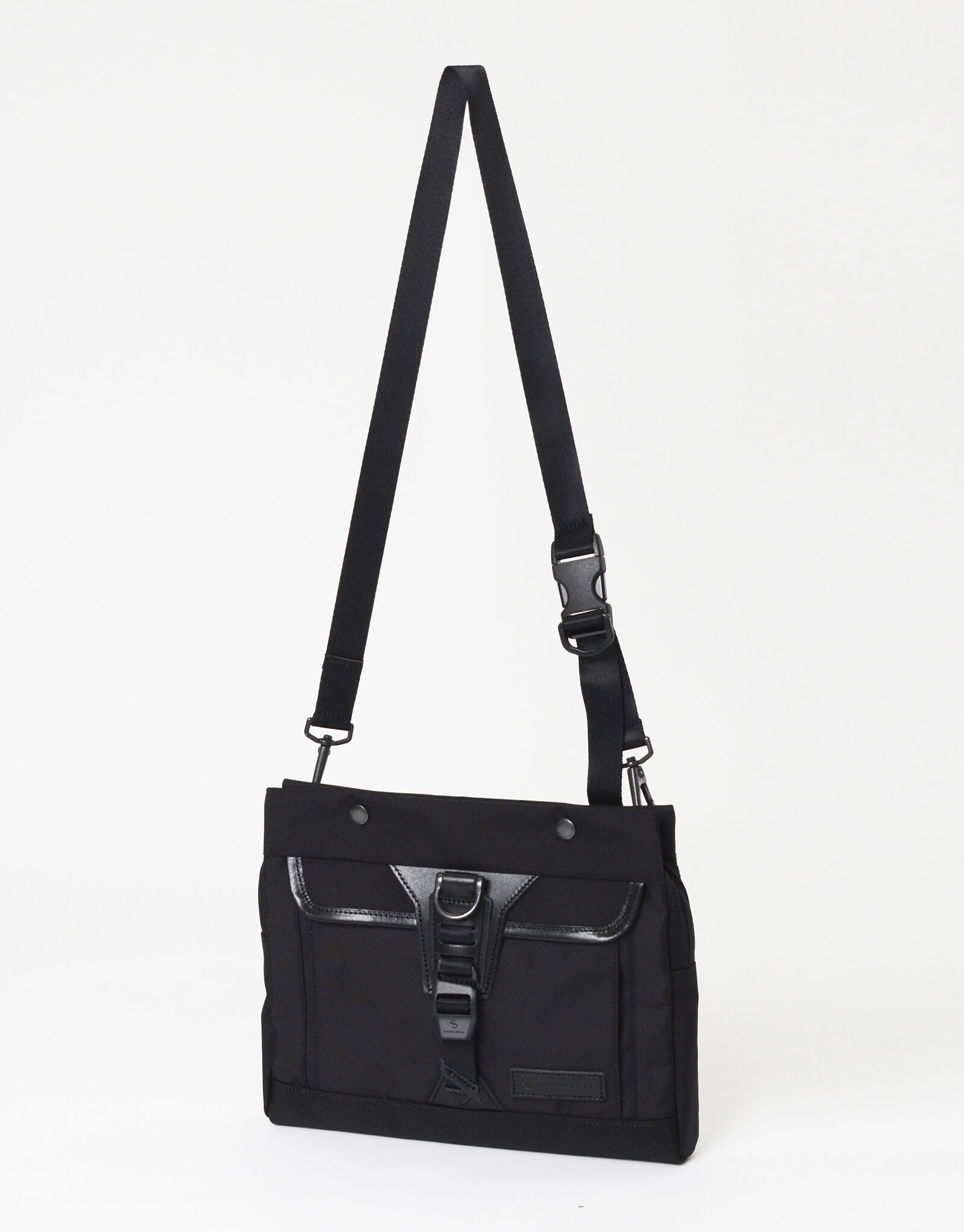 master-piece「potential サコッシュ」|ショルダー・メッセンジャー|クロ