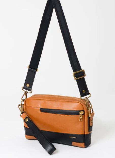 master-piece「gloss ショルダーバッグ」|ショルダー・メッセンジャー|キャメル