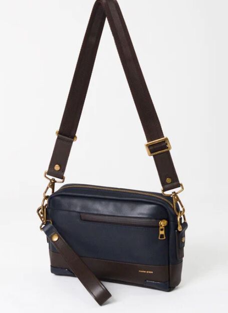 master-piece「gloss ショルダーバッグ」|ショルダー・メッセンジャー|ネイビー