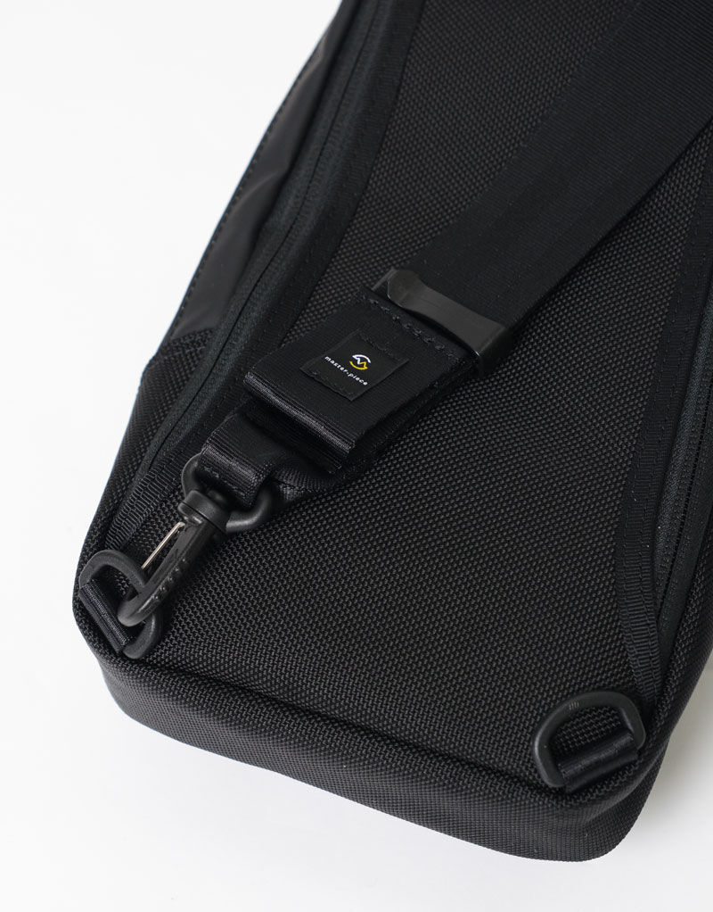 master-piece「slick スリングバック」|ショルダー・メッセンジャー|