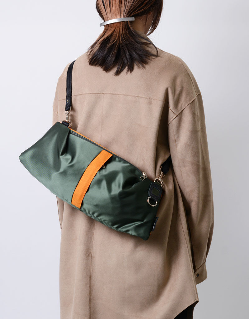 master-piece「PROTEAN ショルダーバッグ」|ショルダー・メッセンジャー|カーキ