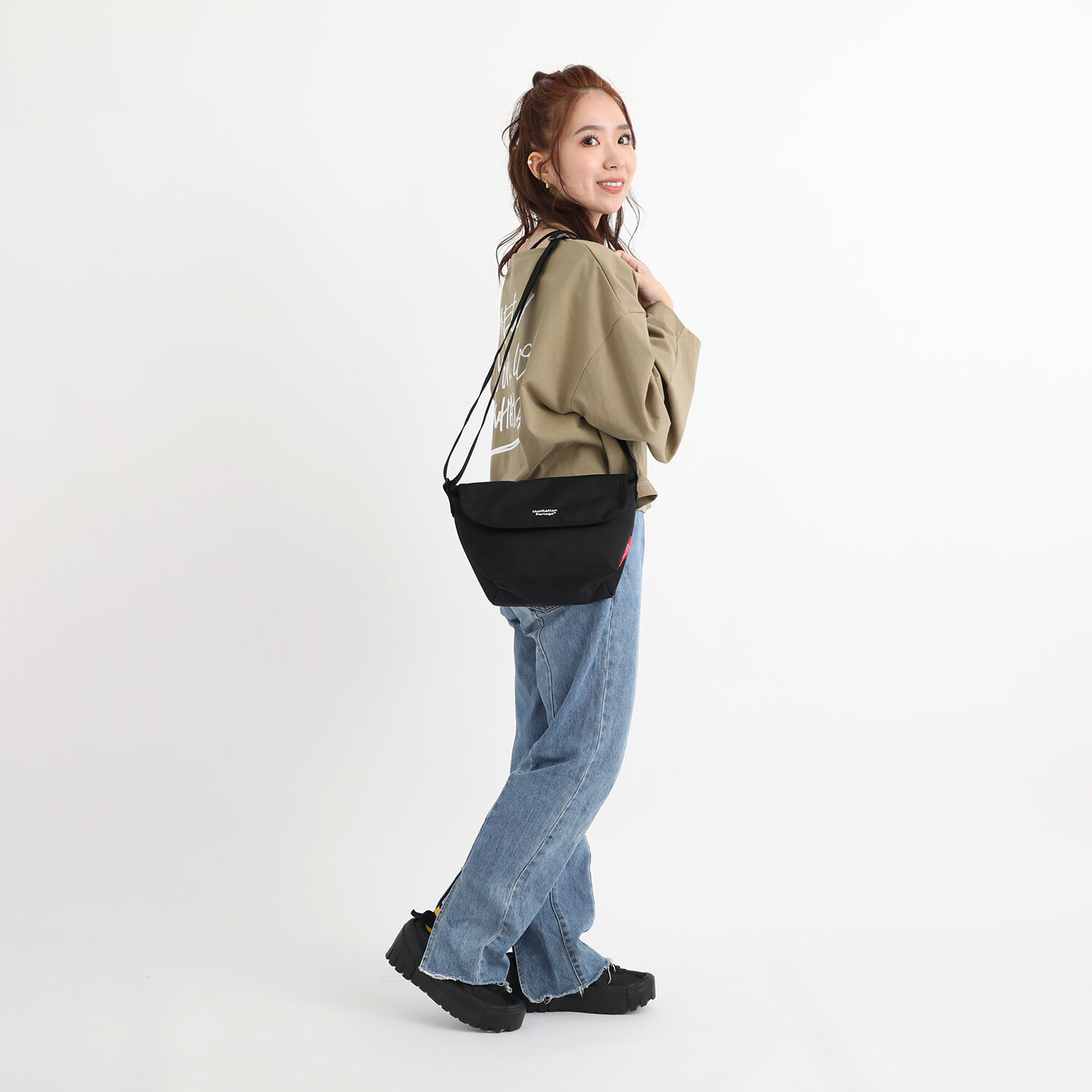 Manhattan Portage「Nylon Messenger Bag Back Pocket W/ Divider Magnet」|ショルダー・メッセンジャー|