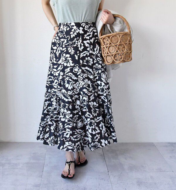 quaranciel「quaranciel:〈洗濯機可能〉リーフプリント セミフレア ロング スカート」|スカート|