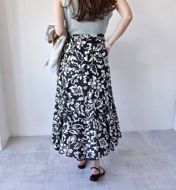 quaranciel「quaranciel:〈洗濯機可能〉リーフプリント セミフレア ロング スカート」|スカート|