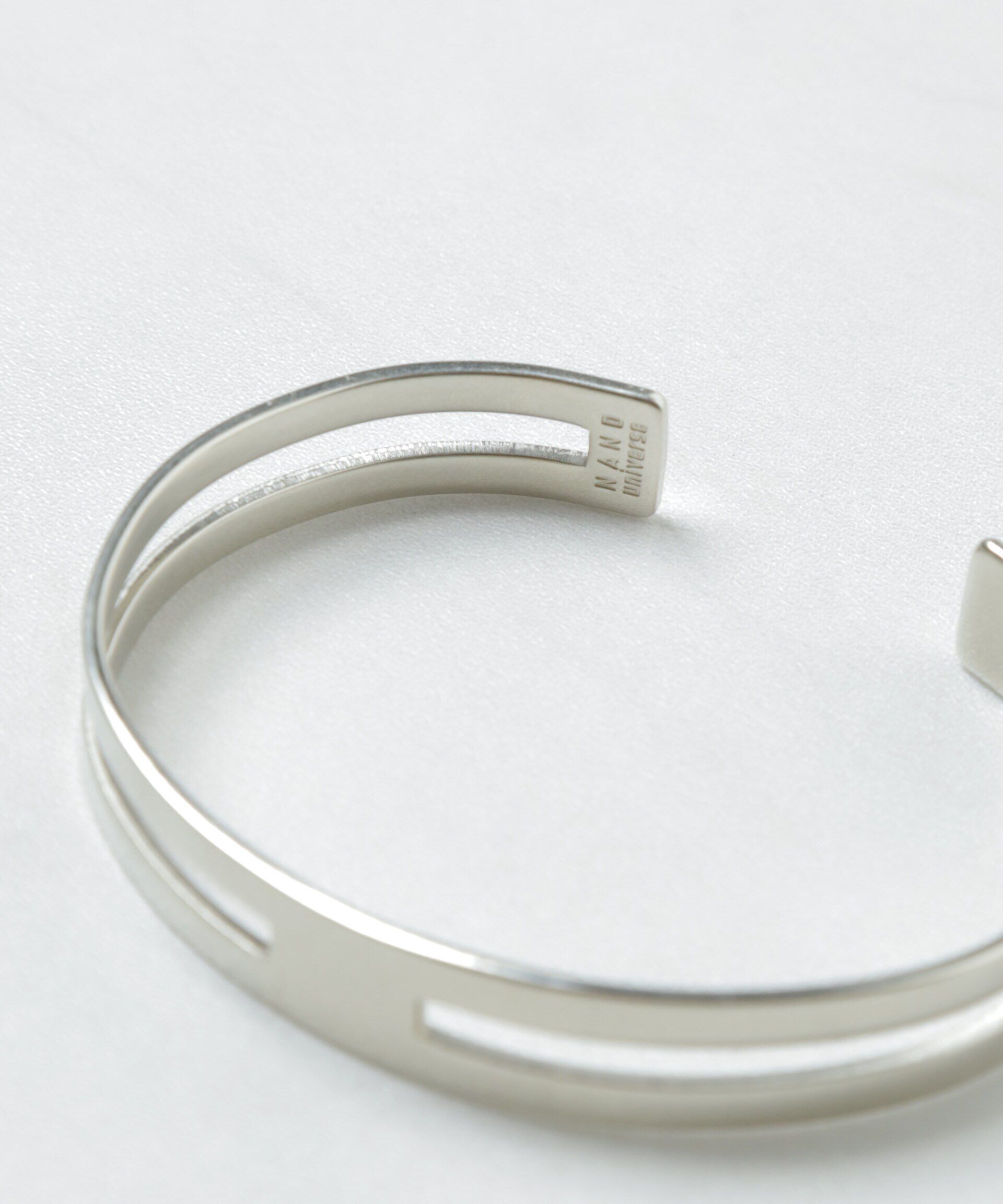 nano･universe「「NU jewelry」ジャーマンシルバースルーバングル」|ブレスレット・バングル|