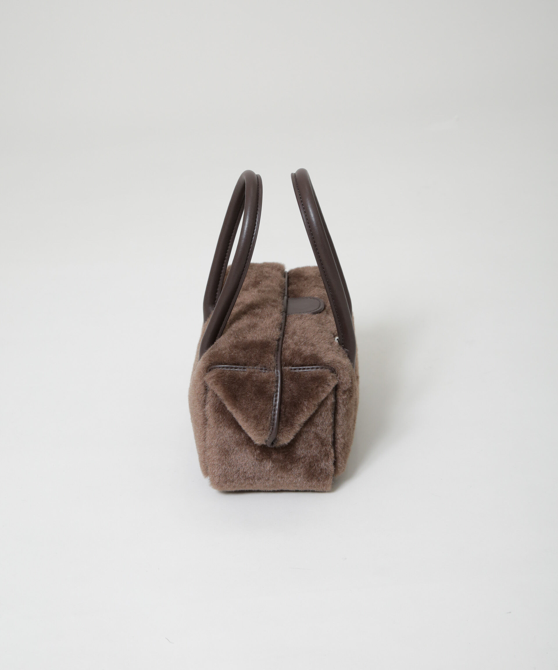 nano･universe「ADD CULUMN/LOP SHLD S FUR」|ショルダー・メッセンジャー|