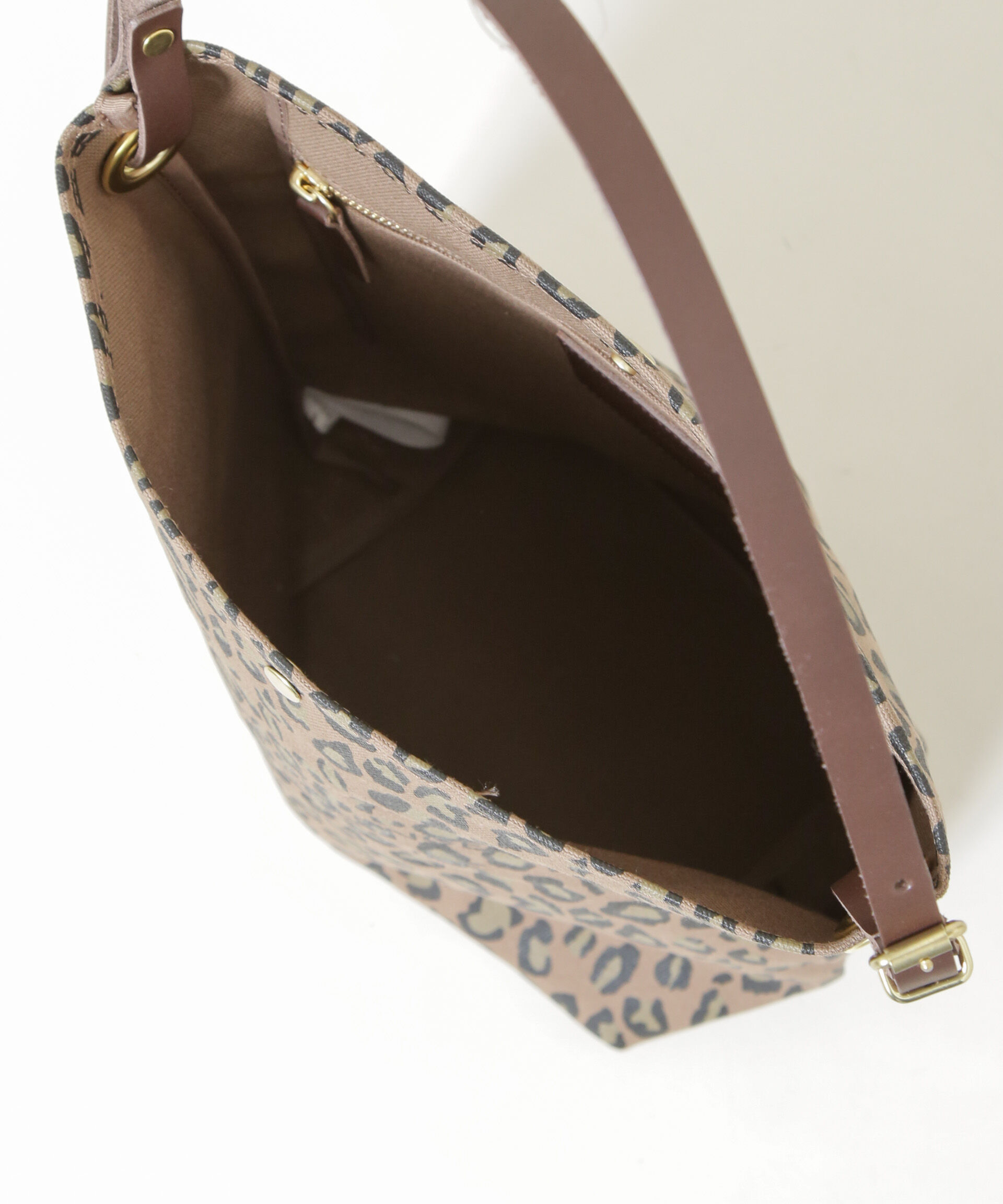 nano･universe「Le minor/TOILE MARCHE ECRU LEOPARD」|ショルダー・メッセンジャー|