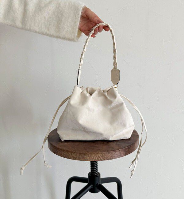 fredy emue「三つ編みハンドル巾着バッグ」|ショルダー・メッセンジャー|