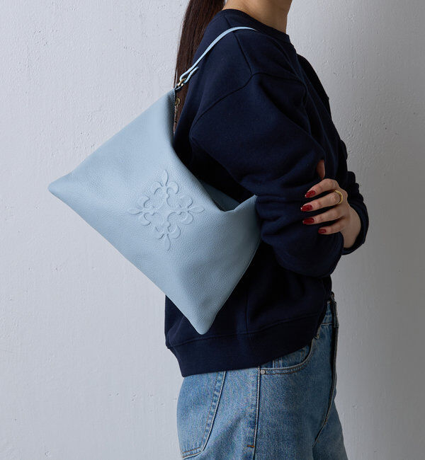  「エンボスモノグラムショルダーバッグ」|ショルダー・メッセンジャー|