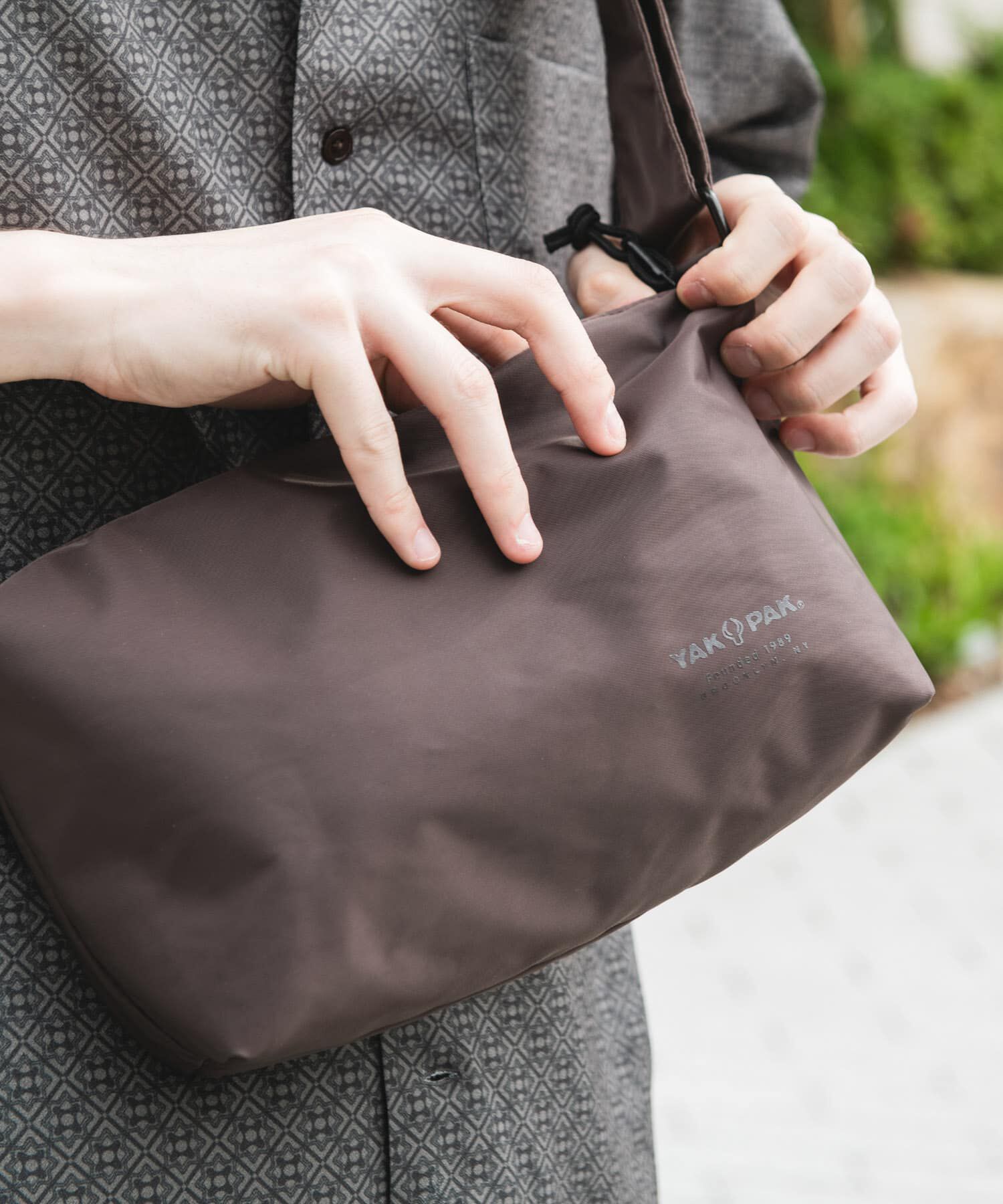 URBAN RESEARCH DOORS「『別注』YAKPAK&times;DOORS　SHOULDER BAG S」|ショルダー・メッセンジャー|