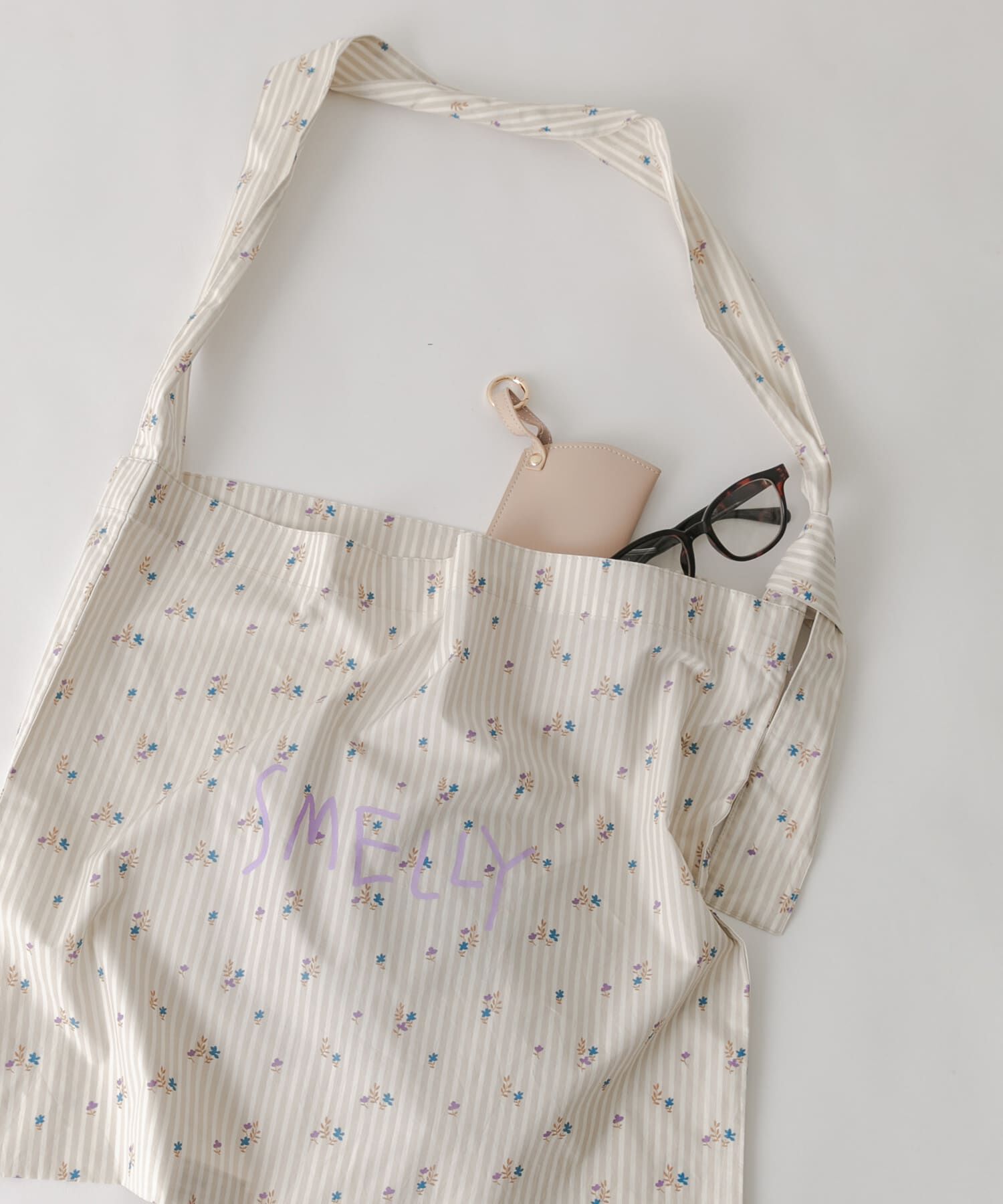 SMELLY「プリントショルダーバッグ」|ショルダー・メッセンジャー|