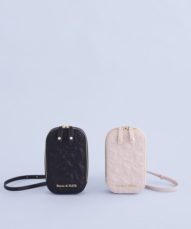 Maison de FLEUR「リボンキルティングスマホポシェット」|ショルダー・メッセンジャー|