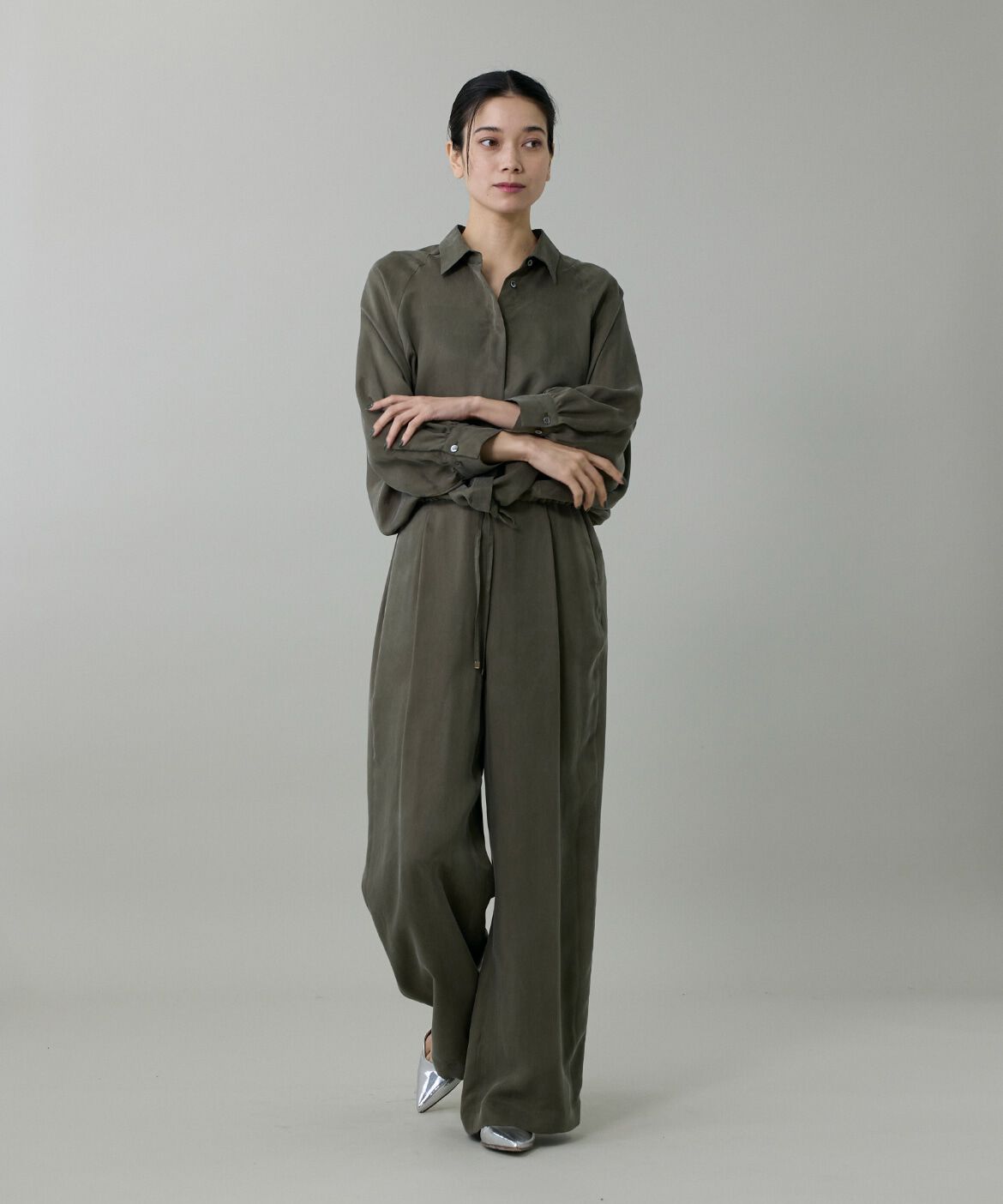 INED「キュプラフィブリルラグランスリーブシャツ」|シャツ・ブラウス|