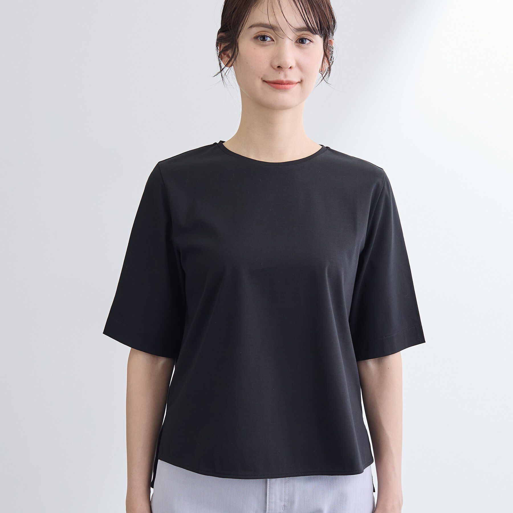 INDIVI「【抗菌防臭／消臭】上品光沢コットンTシャツ」|Tシャツ・カットソー|