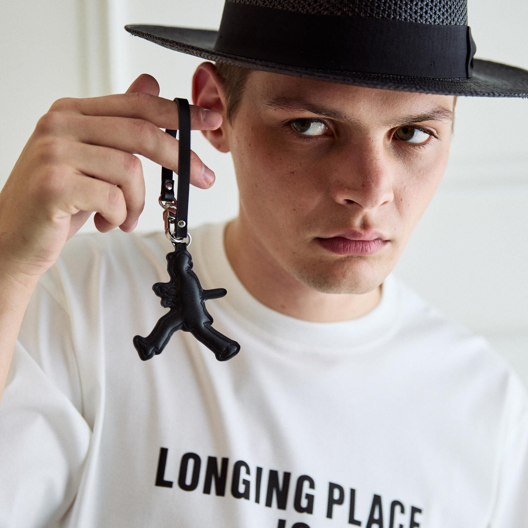 TAKEO KIKUCHI「【BOWLER HAT LABEL】ボーラーハットウォーカーチャーム」|キーケース|ブラック(019)