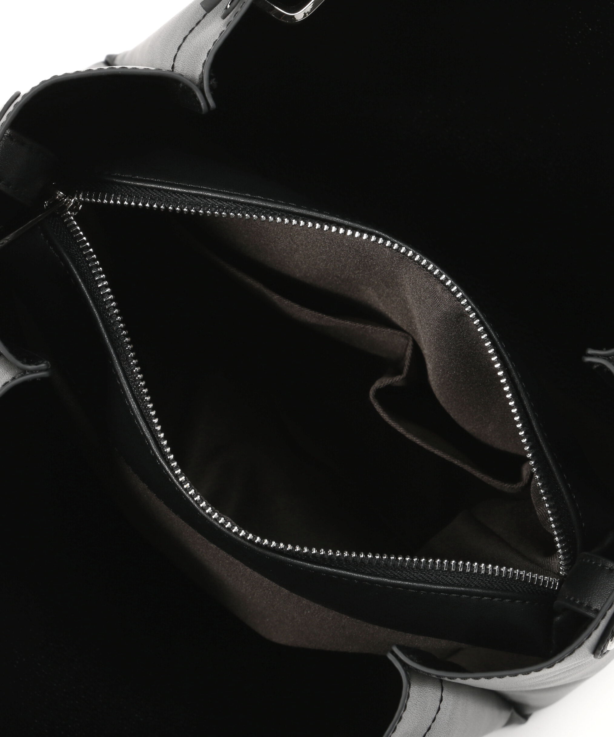  「メタルハンドルタックショルダーバッグ」|ショルダー・メッセンジャー|