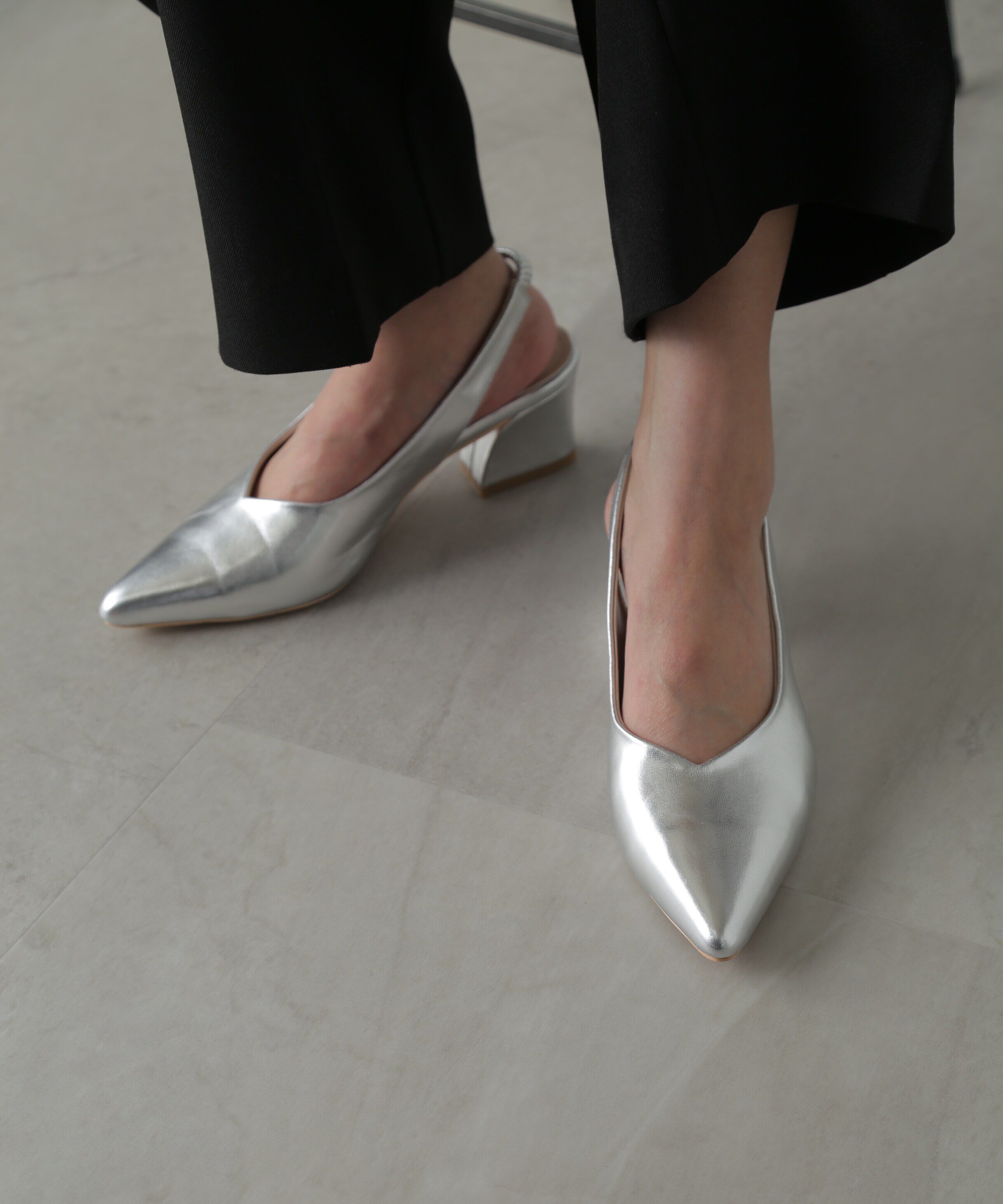  「バッグスリングパンプス」|その他|シルバー