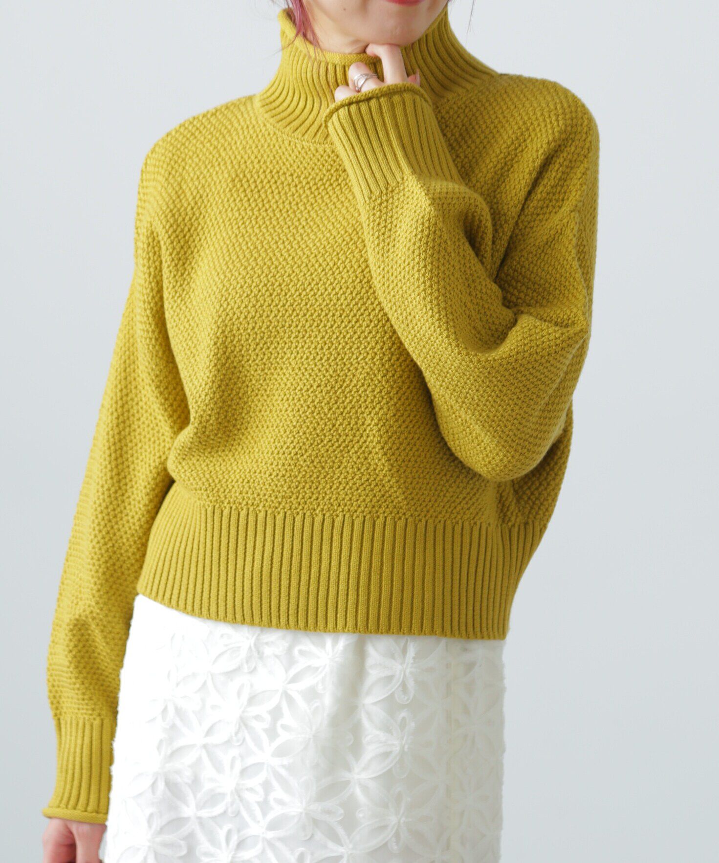  「鹿の子編みハイネックニット」|ニット・セーター|イエロー