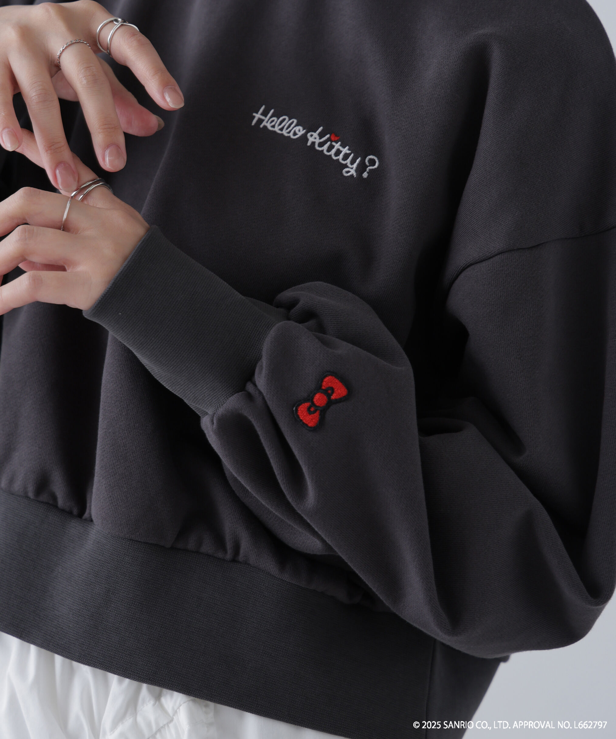  「ｻﾝﾘｵｷｬﾗｸﾀｰｽﾞｺﾗﾎﾞ SHORT SWEAT ｼｮｰﾄｽｳｪｯﾄ 胸LOGO&times;  」|Tシャツ・カットソー|