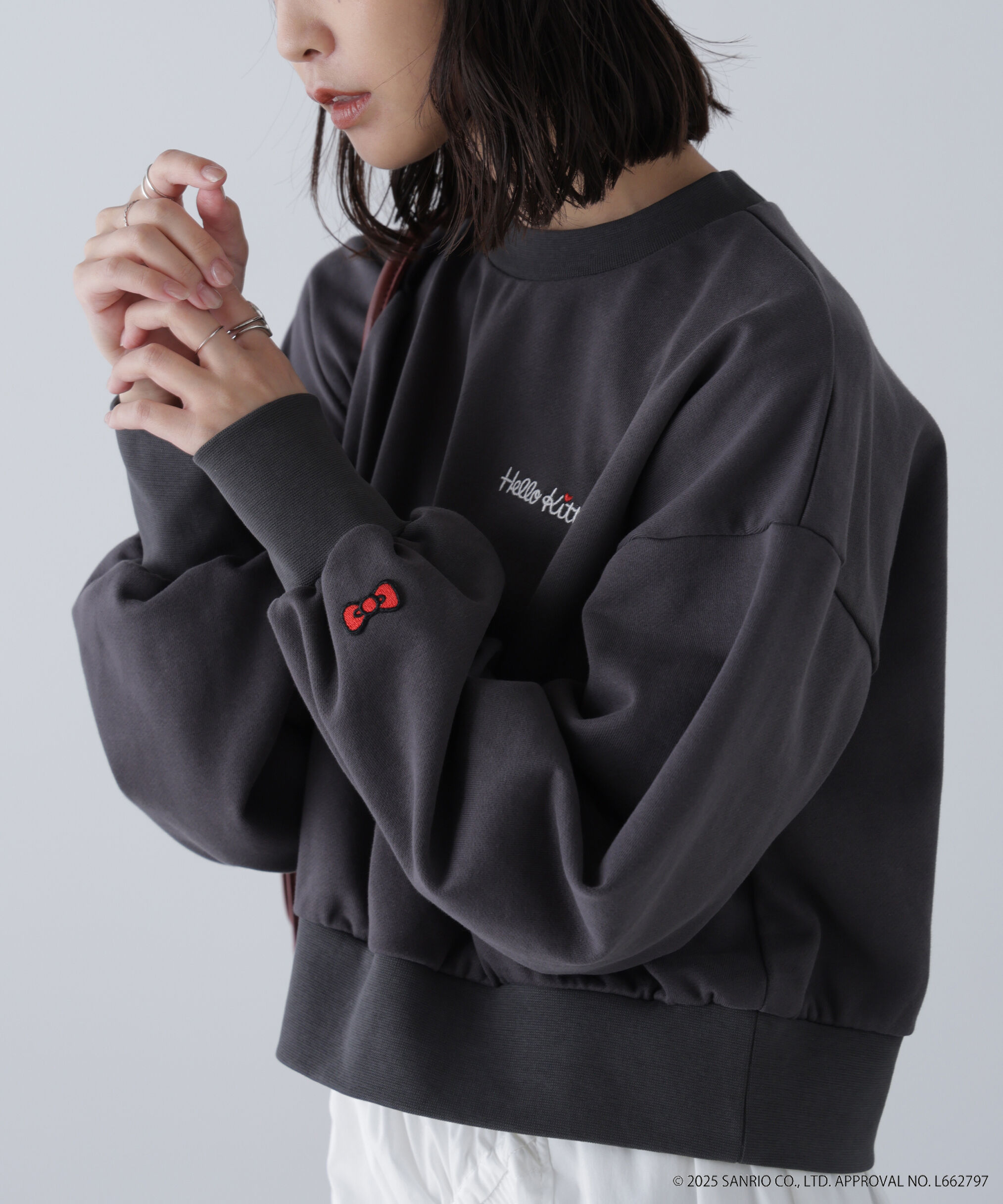  「ｻﾝﾘｵｷｬﾗｸﾀｰｽﾞｺﾗﾎﾞ SHORT SWEAT ｼｮｰﾄｽｳｪｯﾄ 胸LOGO&times;  」|Tシャツ・カットソー|