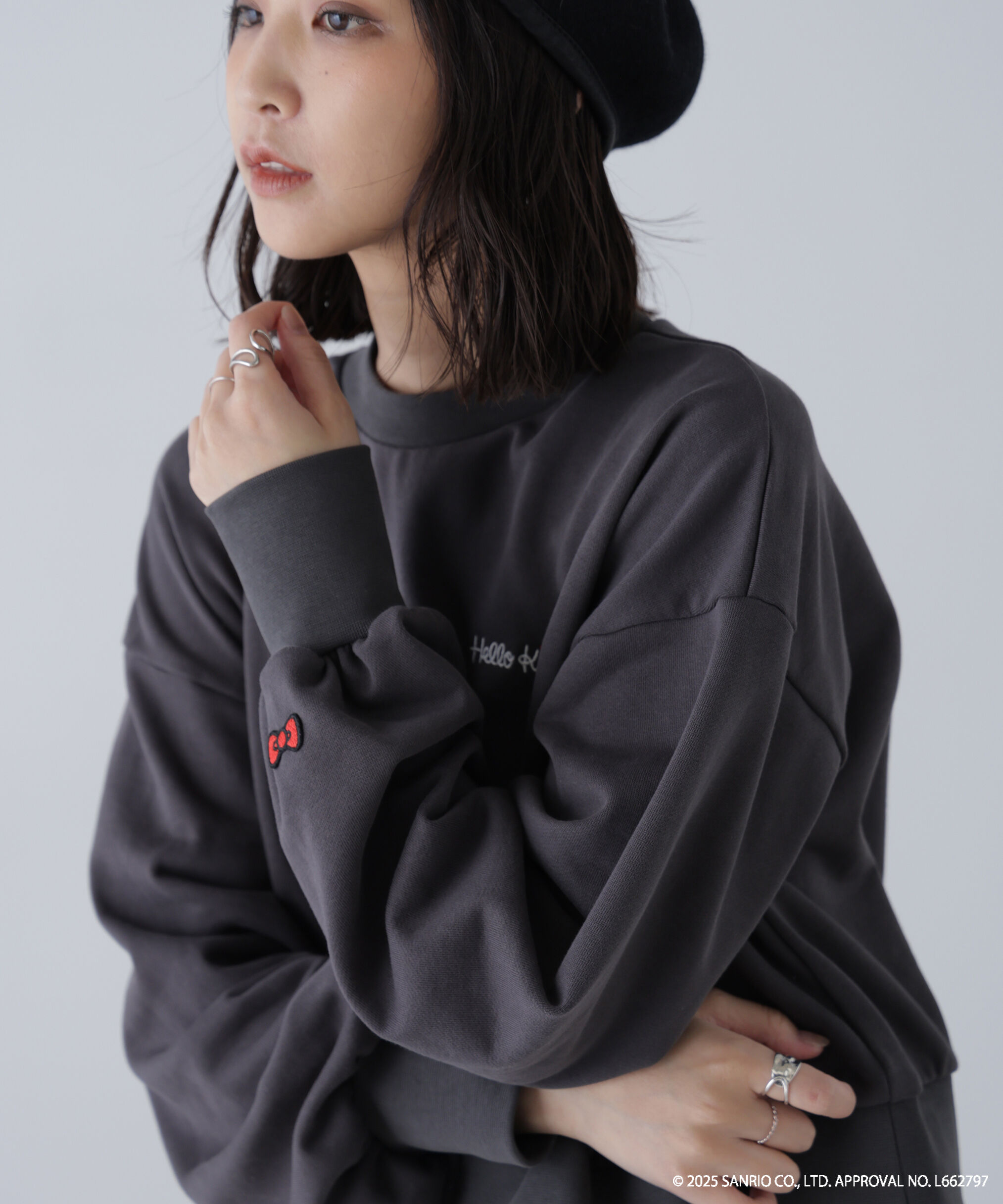  「ｻﾝﾘｵｷｬﾗｸﾀｰｽﾞｺﾗﾎﾞ SHORT SWEAT ｼｮｰﾄｽｳｪｯﾄ 胸LOGO&times;  」|Tシャツ・カットソー|