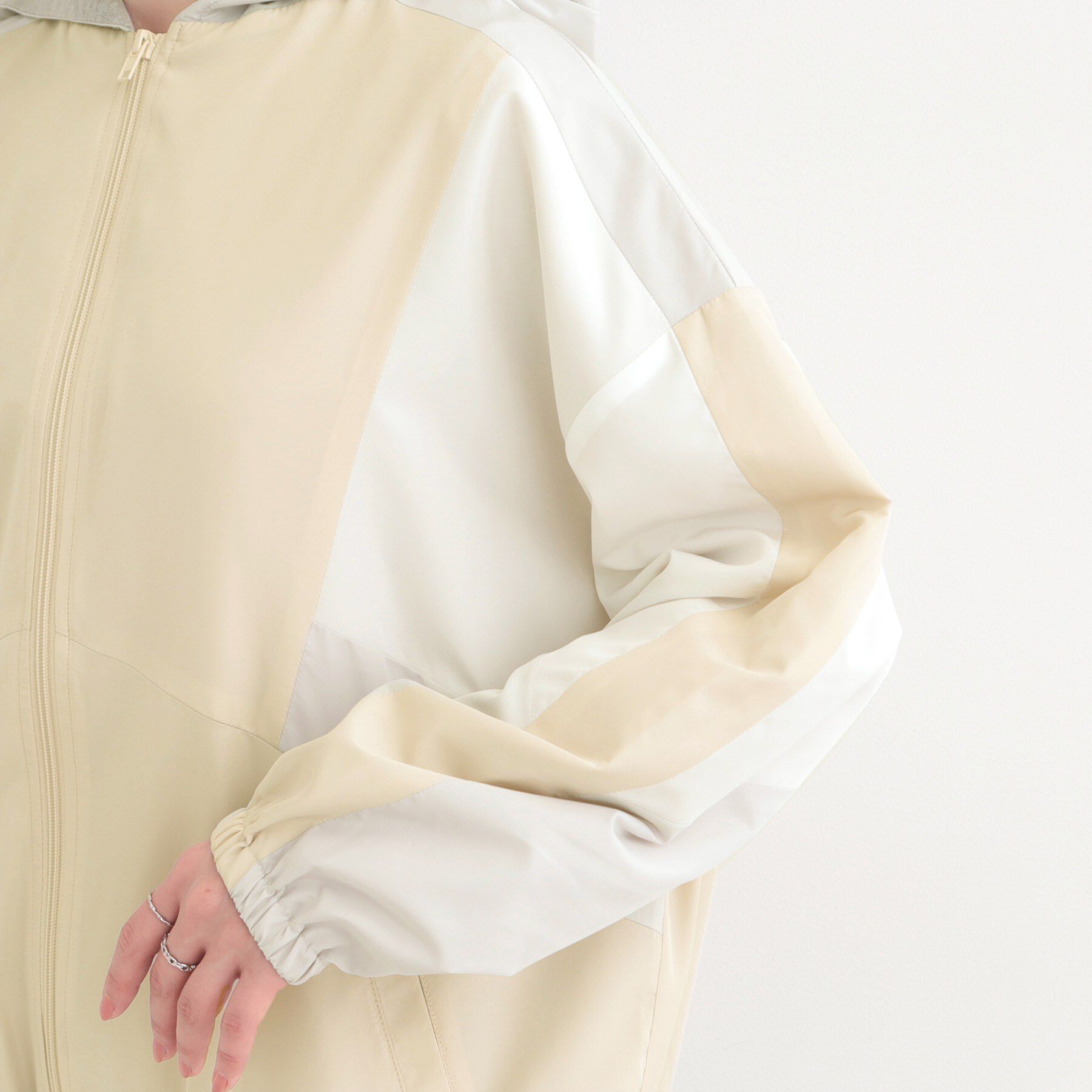 SHOO･LA･RUE「配色フードブルゾン」|ブルゾン・スタジャン|