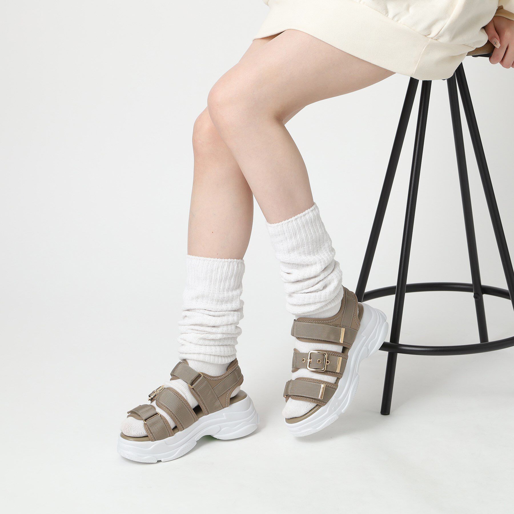 csT&P「軽量厚底ソール ゴールドベルトスポーツサンダル」|サンダル|