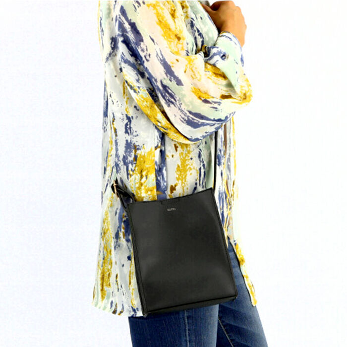 BACKYARD FAMILY「ミニショルダーバッグ レディース 斜めがけ 通販 ショルダーバッグ 斜めがけバッグ 縦型」|ショルダー・メッセンジャー|