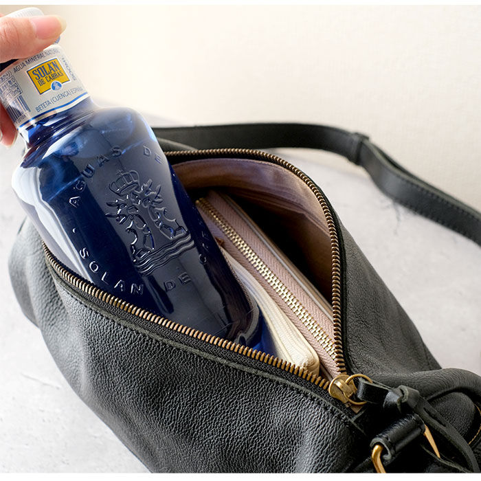 BACKYARD FAMILY「toleur ショルダーバッグ 11881 トーラ 通販 ショルダーバック ショルダー バッグ」|ショルダー・メッセンジャー|