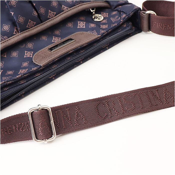 BACKYARD FAMILY「ショルダーバッグ レディース 斜めがけ 大人 軽量 ナイロン 通販 ショルダーバック」|ショルダー・メッセンジャー|