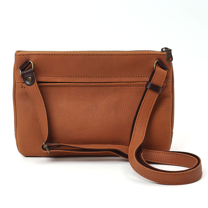 BACKYARD FAMILY「サコッシュバッグ メンズ レザー alto 通販 ショルダーバッグ サコッシュ 斜め掛け 牛革」|ショルダー・メッセンジャー|