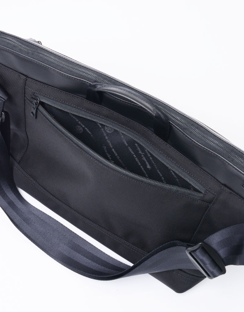 master-piece「slick leather ver. メッセンジャーバッグ」|ショルダー・メッセンジャー|