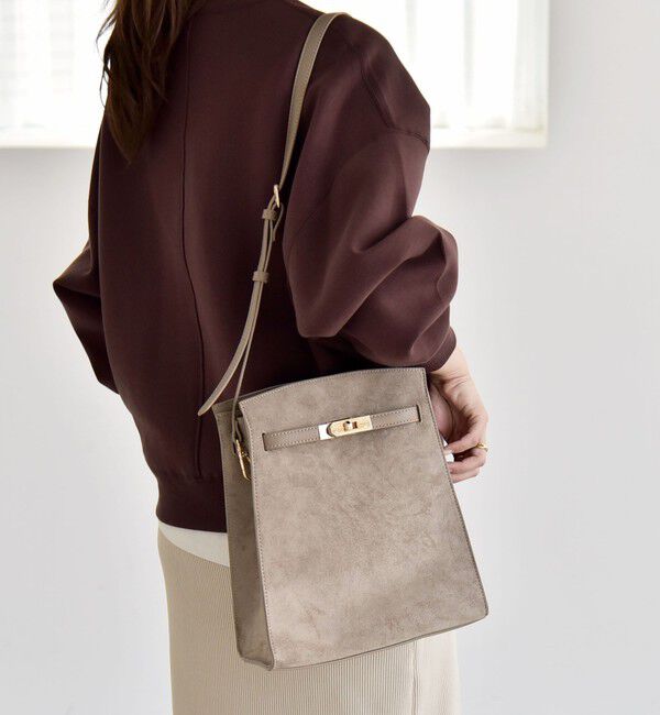 quaranciel「quaranciel: ベルトデザイン スクエア ショルダー バッグ」|ショルダー・メッセンジャー|