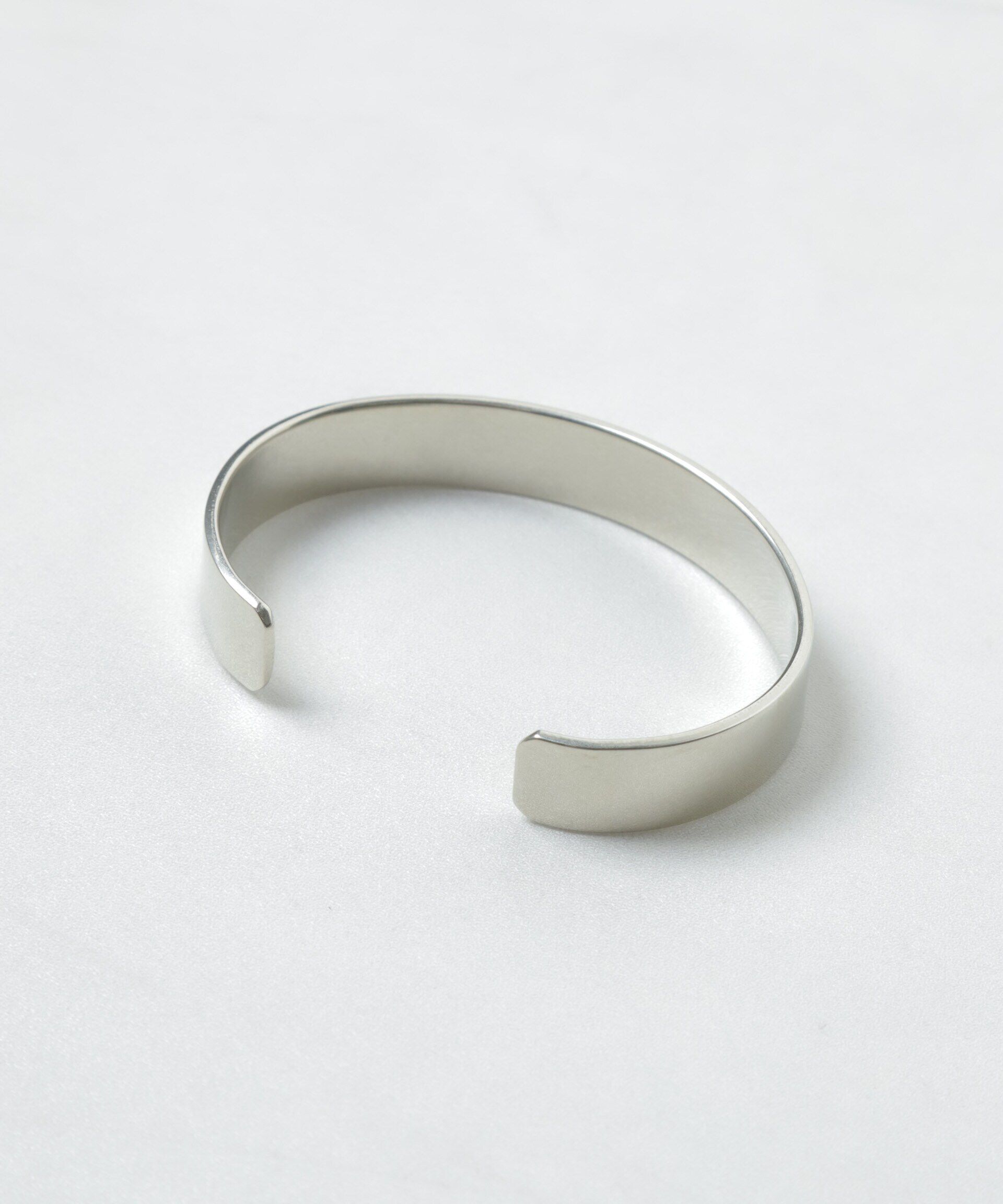 nano･universe「「NU jewelry」ジャーマンシルバーナローバングル」|ブレスレット・バングル|