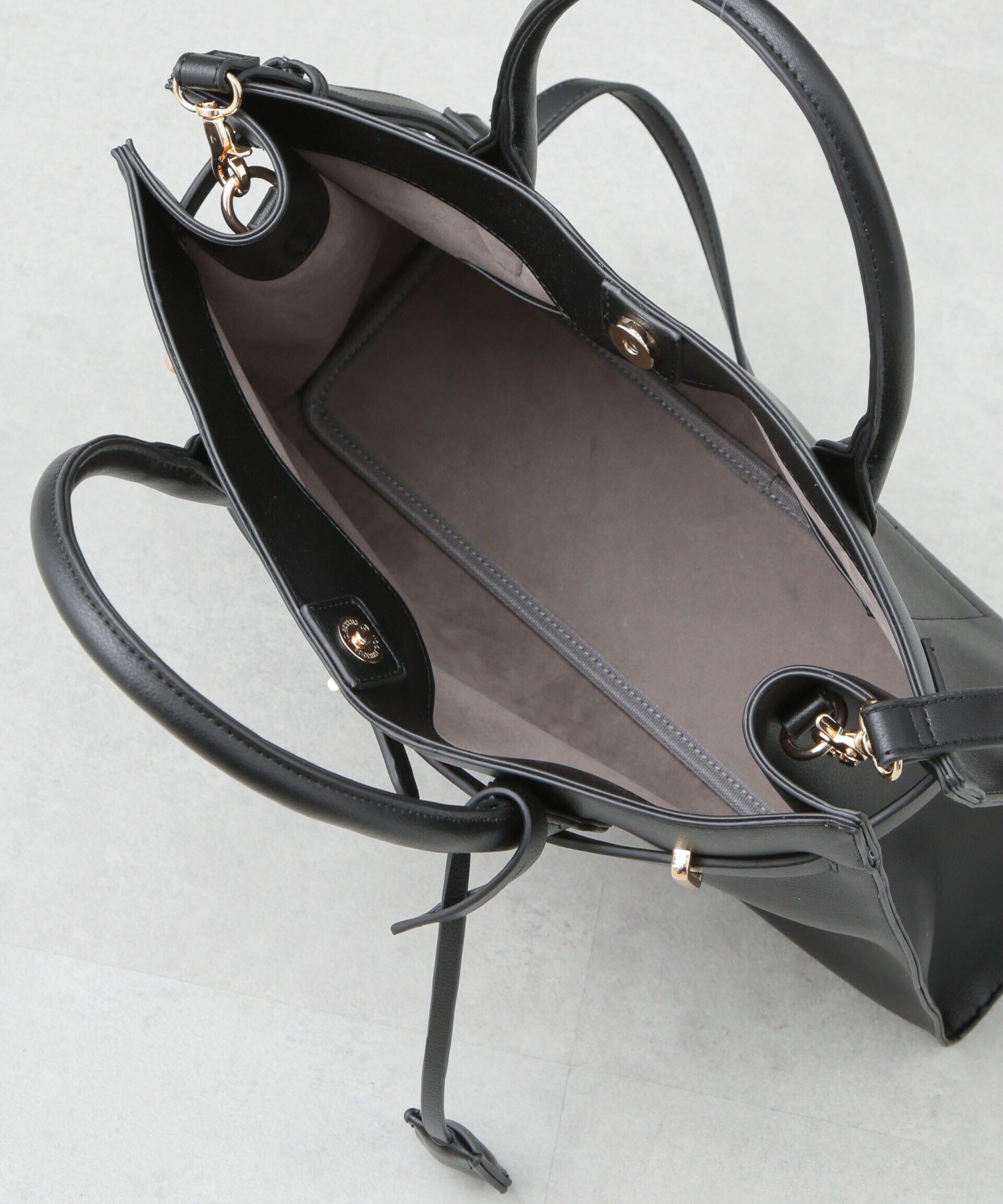 nano･universe「ターンロックベルトビッグトートバッグ」|ショルダー・メッセンジャー|