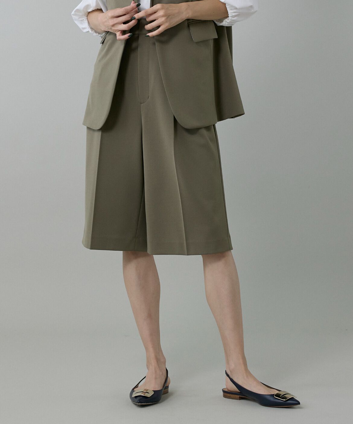 INED「大人ハーフパンツ」|キュロット|カーキ3