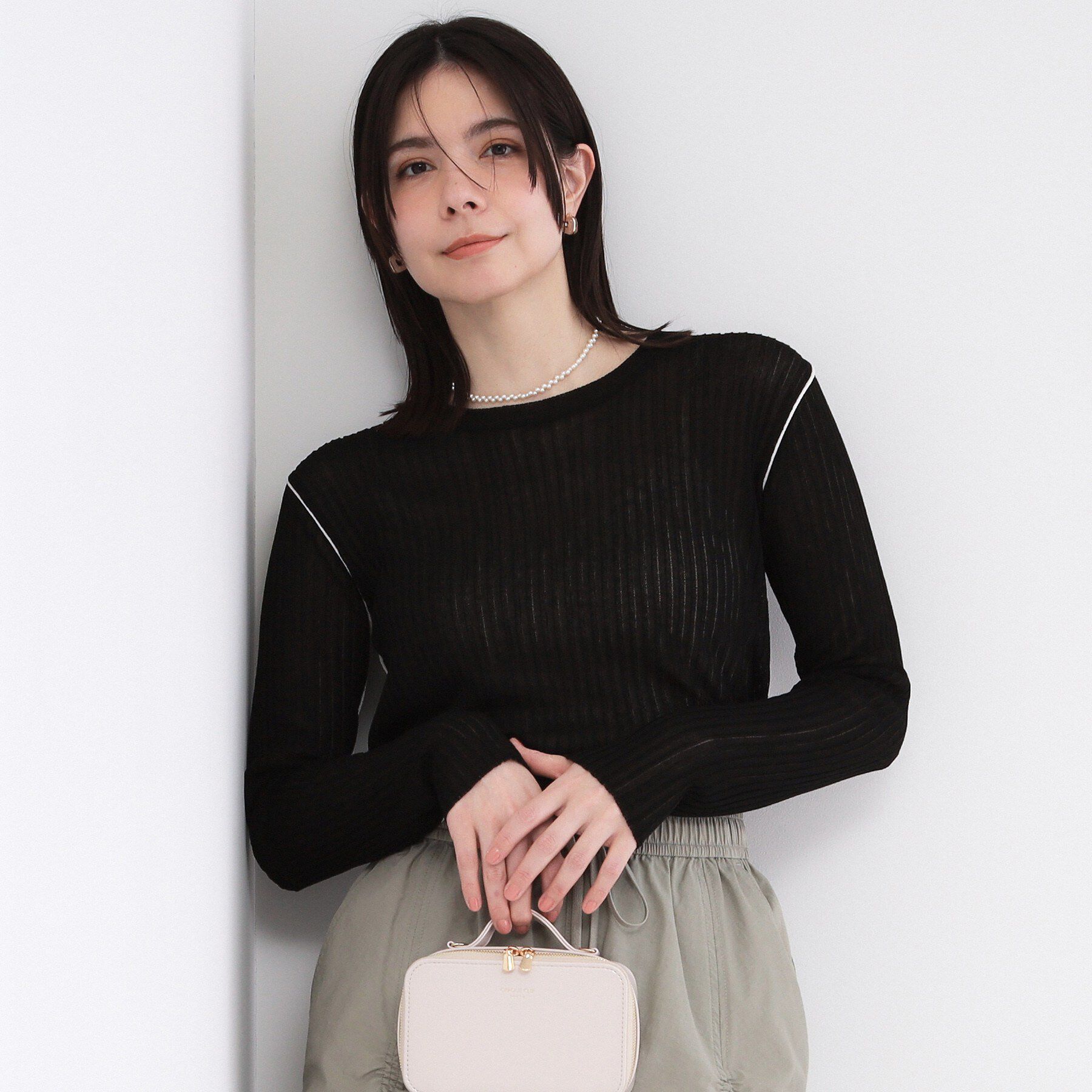 OPAQUE.CLIP「シアー配色クルーネックリブニット【洗濯機OK】」|ニット・セーター|ブラック(019)