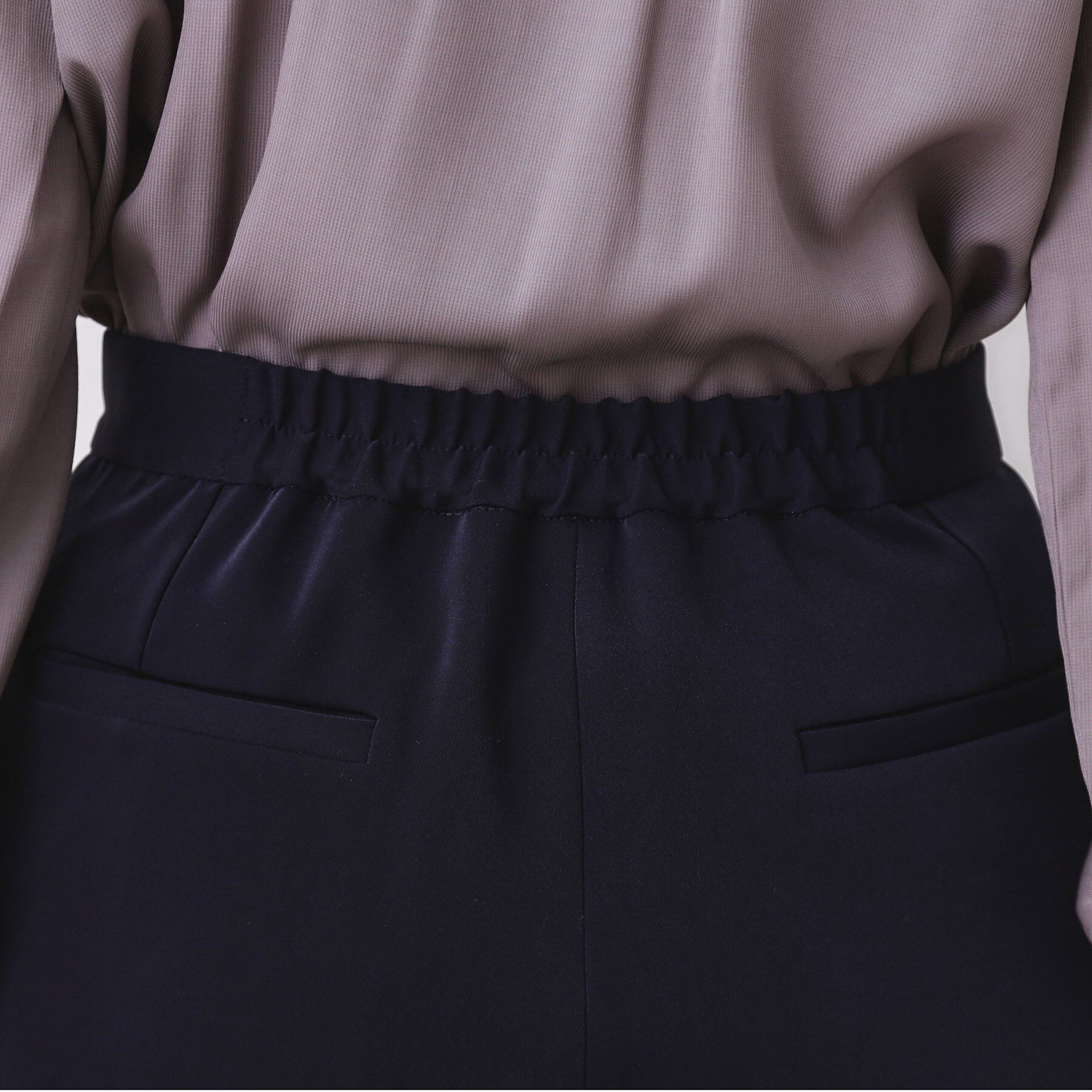 Couture broach「【ハレの日・通勤】パール調釦テーパードパンツ」|その他|