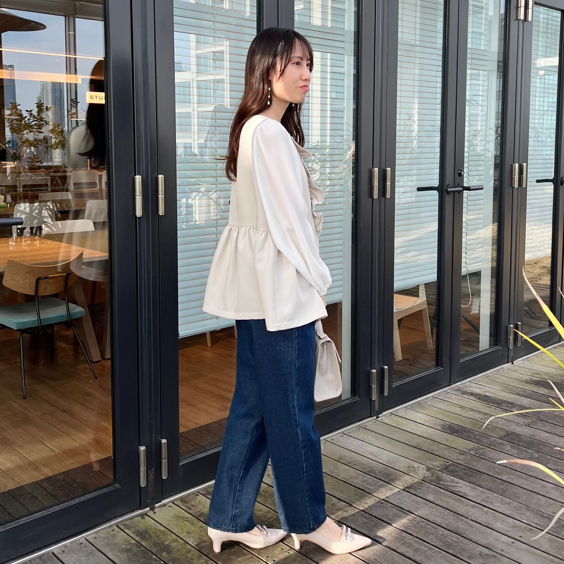 Couture broach「【ハレの日・通勤】フリルドッキング ペプラムブラウス」|シャツ・ブラウス|