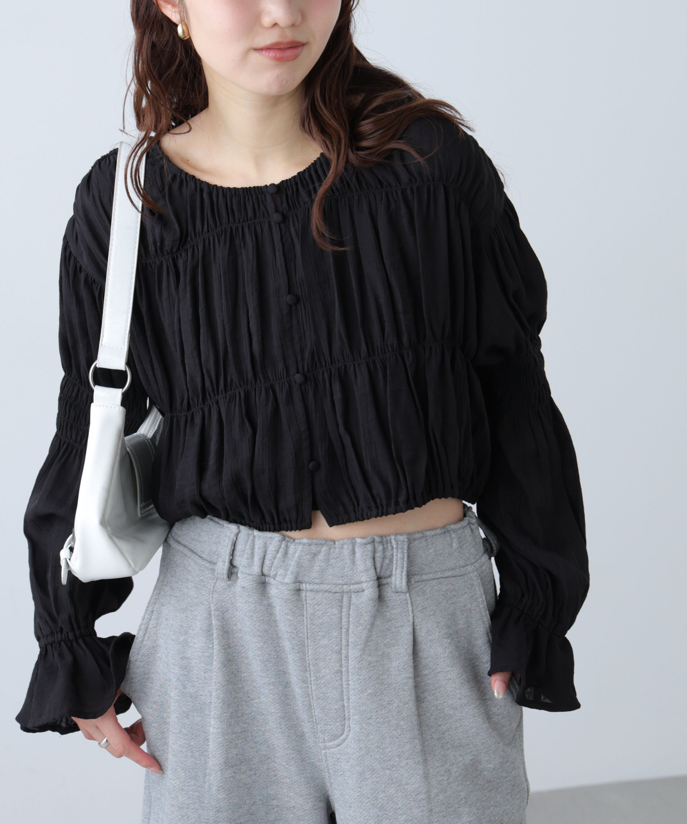  「シアーギャザー前開き短丈ブラウス」|シャツ・ブラウス|