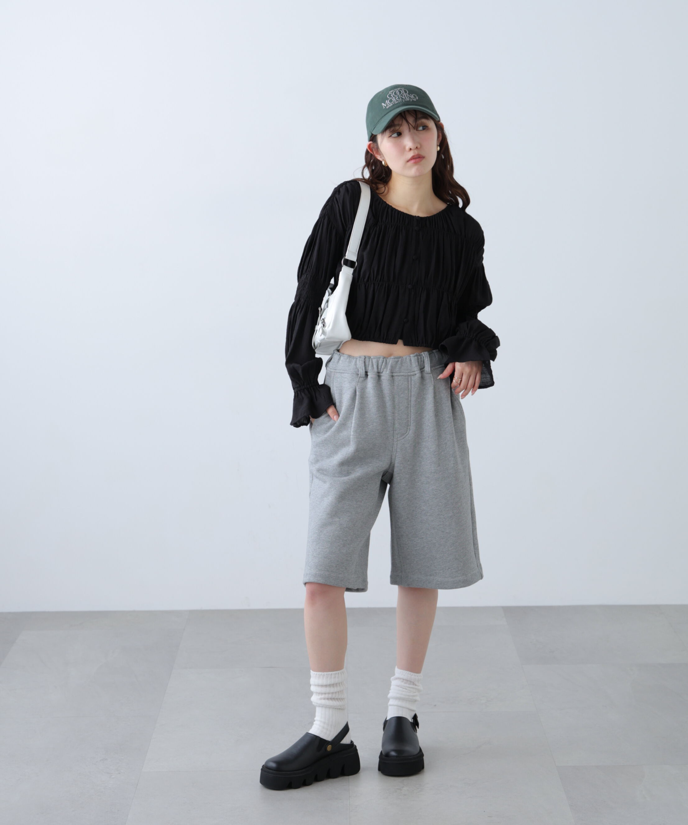  「シアーギャザー前開き短丈ブラウス」|シャツ・ブラウス|