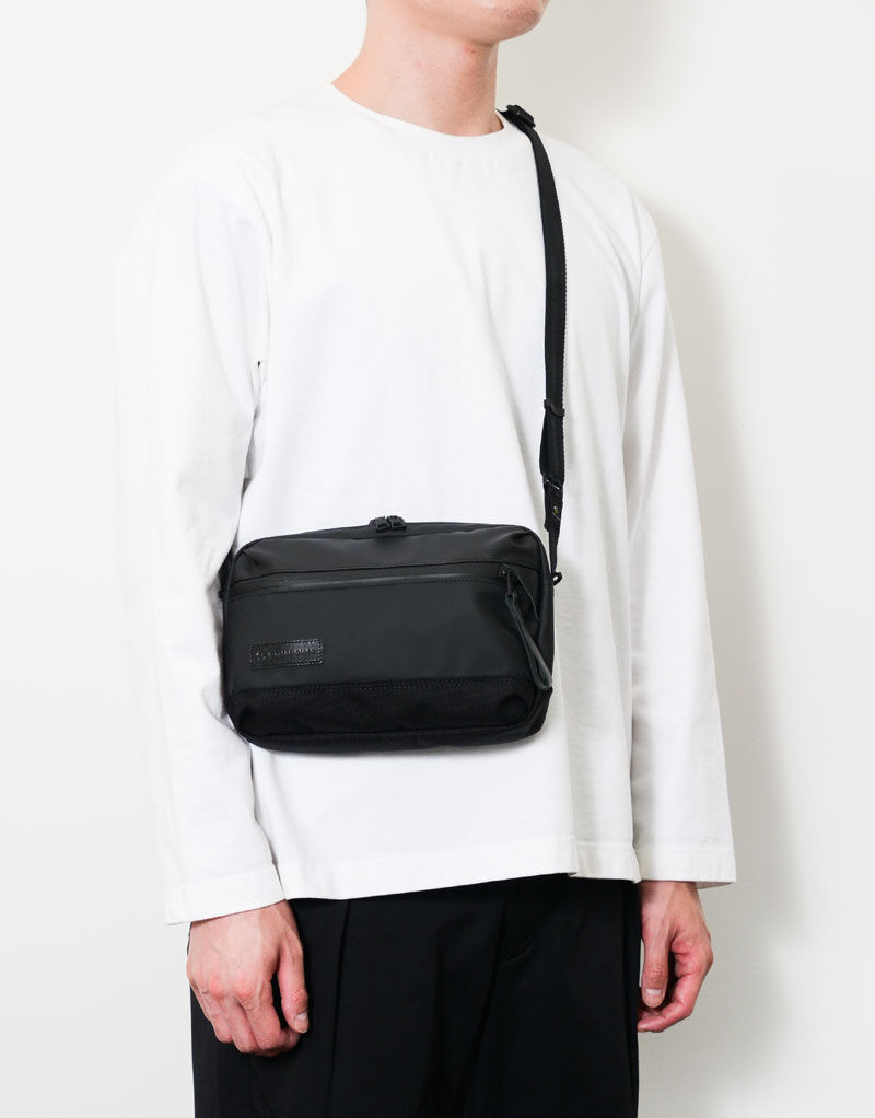 master-piece「slick ショルダーバッグ」|ショルダー・メッセンジャー|クロ