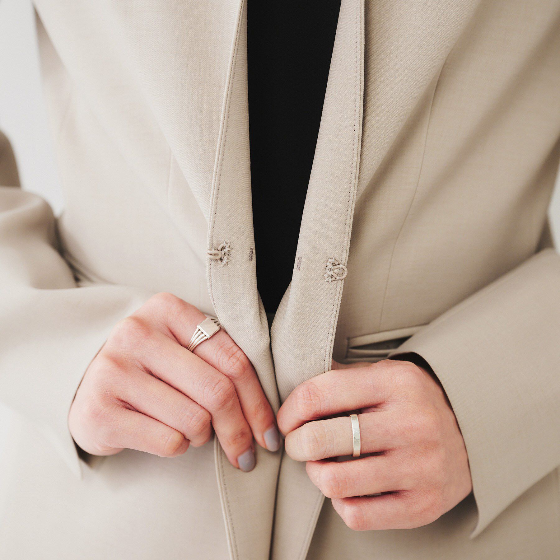 UNTITLED「【通勤スーツ】ライトウェイト カラーレスジャケット」|ノーカラージャケット|