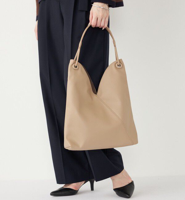 SHIPS Colors 「SHIPS Colors:Vカット ワンショルダー バッグ◇」|ショルダー・メッセンジャー|ベージュ