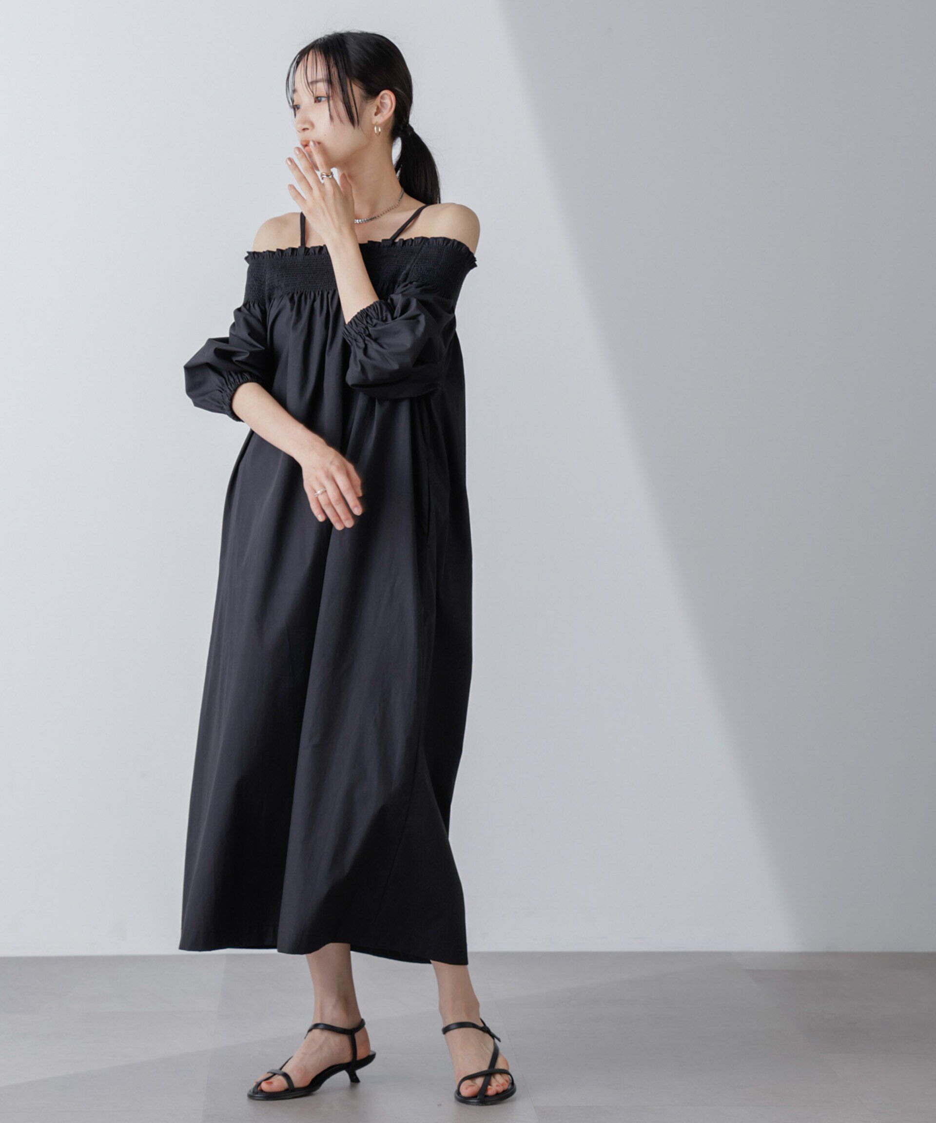 nano･universe「2wayシャーリングオフショルダーワンピース」|ワンピース|