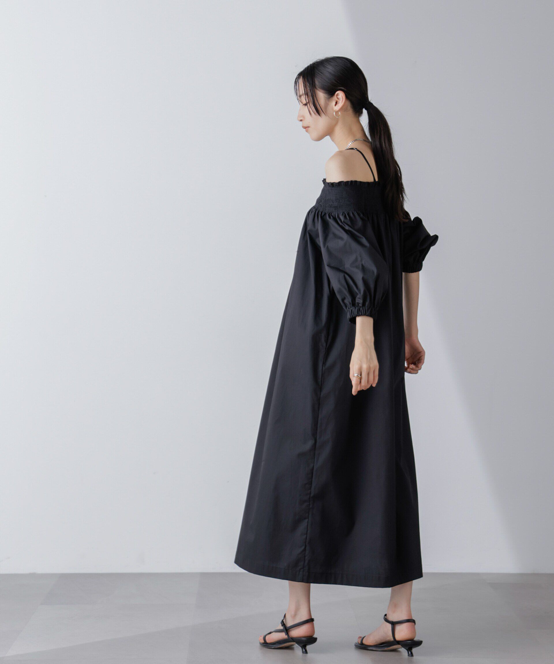 nano･universe「2wayシャーリングオフショルダーワンピース」|ワンピース|