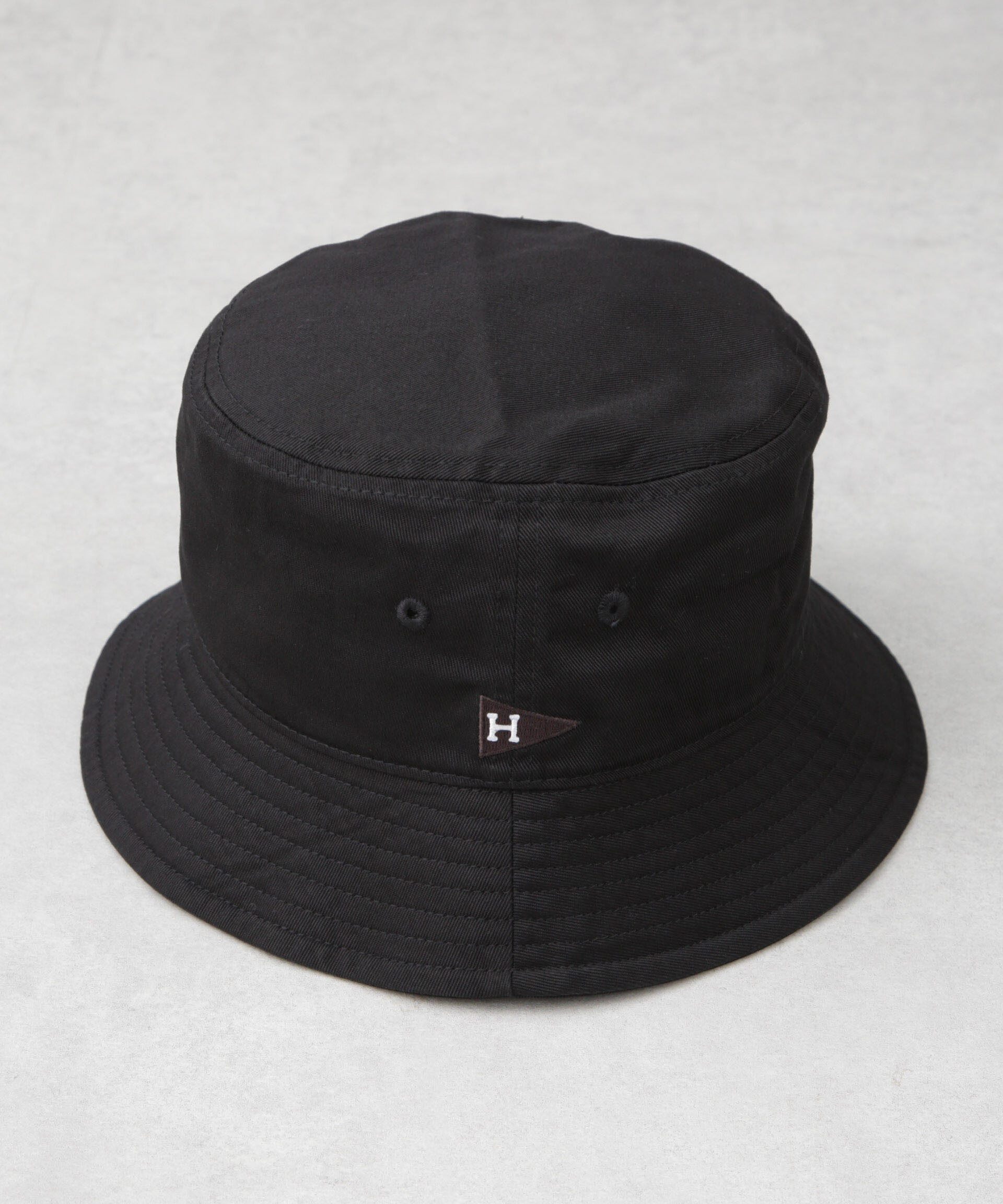 nano･universe「Healthknit/別注 ツイルペナント刺繍ハット」|キャップ・キャスケット|